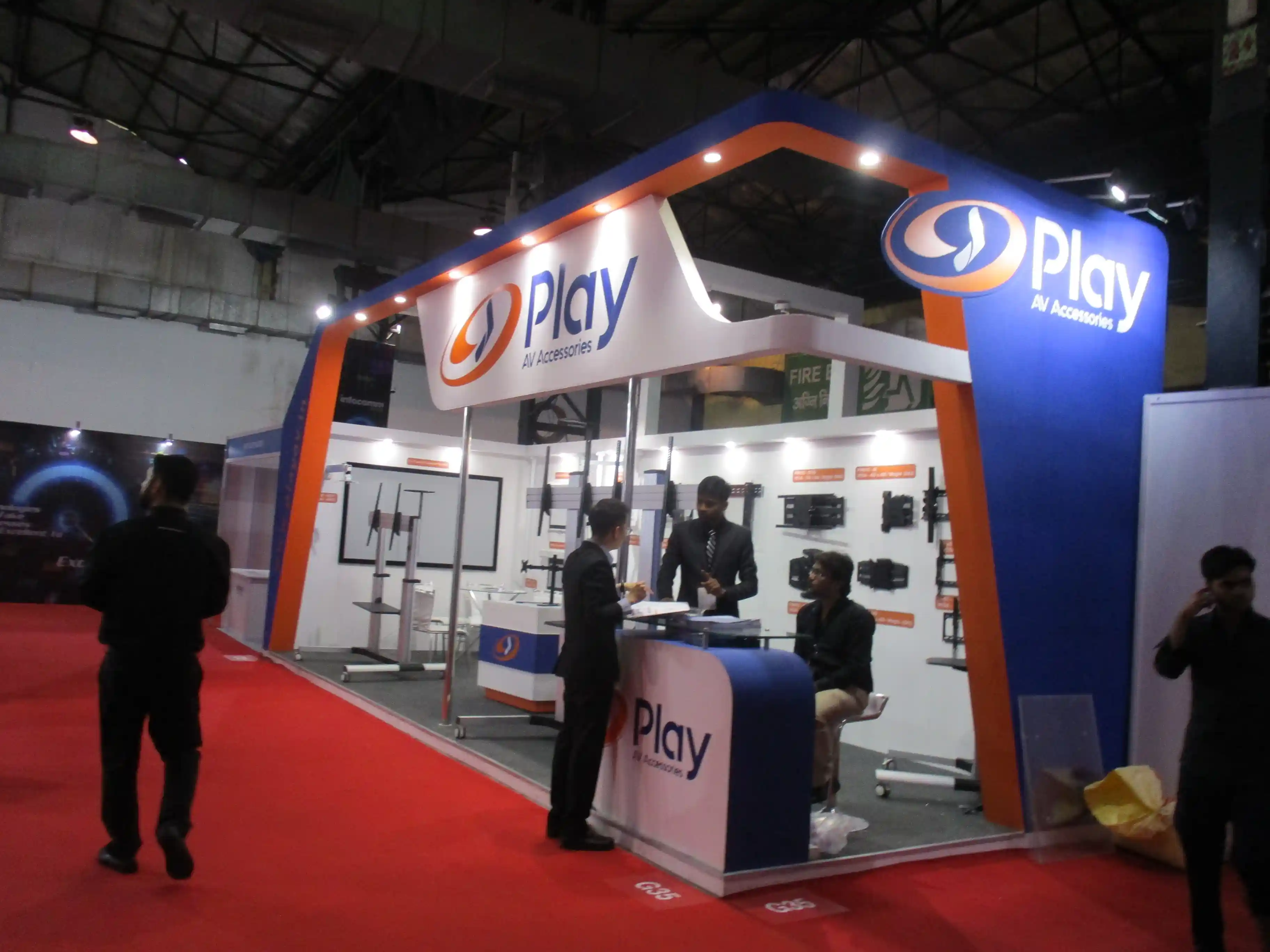 Play Innfocom