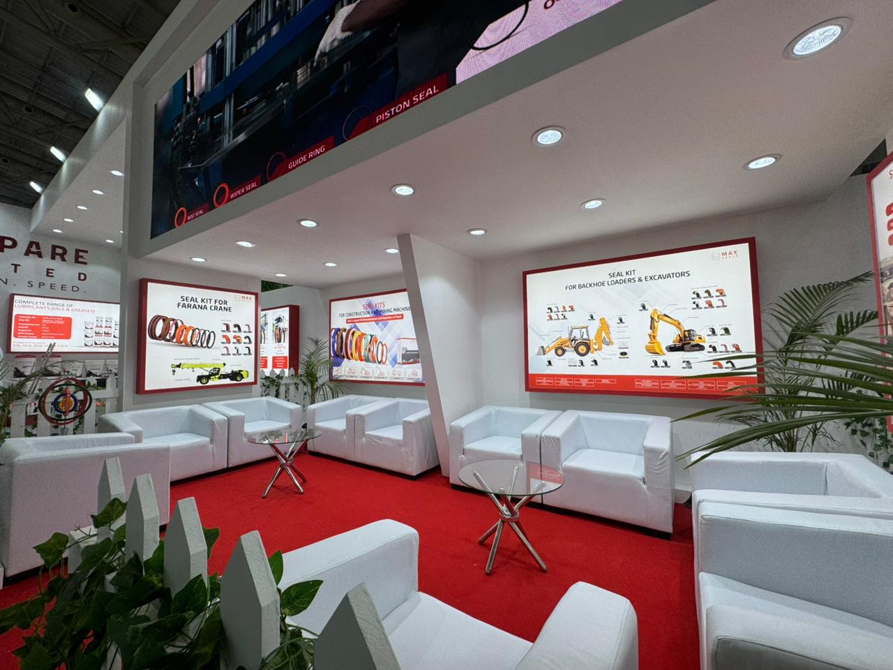 VIP LOUNGE & CONFERENCE ROOM