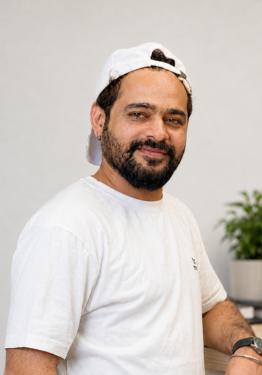 Kalpesh Kakade
